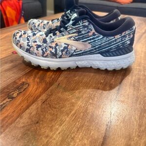 Brooks womens Sneakers size 11  Blue, White, Orange
